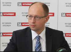 Partijos „Batkivščina“ frakcijos parlamente lyderis Arsenijus Jaceniukas. Frontzmin.ua nuotr.