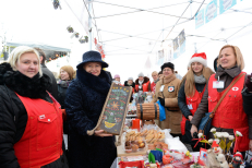 Naujausia Prezidentūros paskelbta fotografija iš D. Grybauskaitės vykdomo permanentinio, nesibaigiančio, aktyvaus maratono pavadinimu „Susitikimai su rinkėjais“. Nuotr. prezidentas.lt