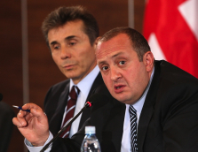  B. Ivanišvilis (kairėje) ir G. Margvelašvilis. EPA-Eltos nuotr.