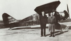S. Darius ir S.Girėnas prie lėktuvo „Belanka“. JAV, 1932 m. Archyvai.lt nuotr.