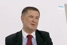 Iki šiol V. Vasiliauskui puikiai sekasi dorotis su jam iškeltu uždaviniu visomis išgalėmis diskredituoti naują politinį darinį. Jis pademonstravo, kad yra tikras šios srities profesionalas. Sisteminės partijos, ypač juodųjų technologijų asai konservatoria