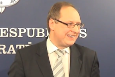 Prokuroras Artūras Urbelis. Šiuo prokuroru pagrįstai gali didžiuotis generalinis prokuroras Darius Valys bei šalies prezidentė. Nuotr. E.eu