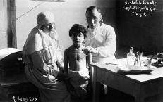 Daktaras B. Šapiro klinikoje Vilkaviškyje, 1920 m.