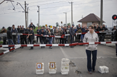 Donecko srityje dingo dvi Vakarų žurnalistų grupės. Nuotr. EPA-ELTA