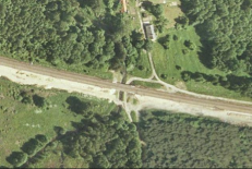 Bražuolės geležinkelio tilto nuotrauka iš palydovo
