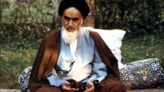 Irano Islamo Respublikos įkūrėjas Ajatola Sejeda Ruhola Chomeinis (Ayatollah Seyyed Rouhollad Khomeini)