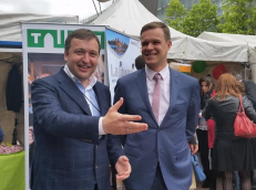 A. Guoga (kairėje). Nuotr. facebook.com