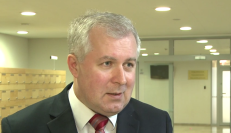 Konservatorius A. Anušauskas yra gerai informuotas žmogus ir tuščiais žodžiais niekada nesišvaisto. Nuotr. E.eu