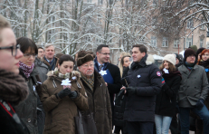 Konservatorių „neužmirštuolė“ tapo išskirtiniu skiriamuoju ženklu. Nuotr. tsajunga.lt