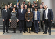 J. Panka (pirmas iš dešinės). Nuotr. facebook.com