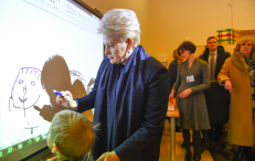 Prezidentės lankymasis avarinės buklės Vaiko raidos centre 2015 m. sausį. Nuotr. prezidentas.lt