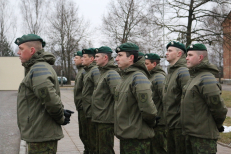 Nuotrauka iš Husarų bataliono išlydėtuvių ceremonijos Pajuostyje (Panevėžio raj.), autorė – gr. Vilija Geldotaitė.