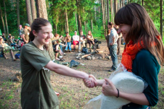 L. Želnienė (kairėje). Nuotr. facebook.com