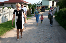 Finansų ministrės žvalgytuvės po savo rinkimų apygardą. Nuotr. facebook.com