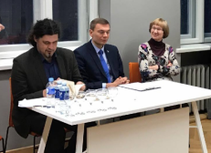 M. Puidokas (viduryje). Nuotr. facebook.com