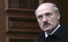 Gali būti, kad paskutiniu Europos diktatoriumi vadinamo Aliaksandro Lukašenkos dienos yra suskaičiuotos. Nuotr. interpretermag.com