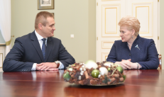 Vidaus reikalų ministras Eimutis Misiūnas (kairėje). Nuotr. facebook.com