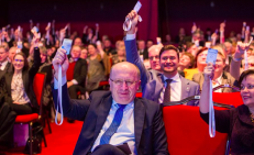 A. Kubilius (centre). Nuotr. facebook.com