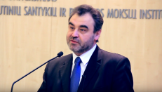 Profesorius E. Kūris.