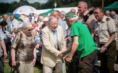 Neoficialus konservatorių lyderis V. Landsbergis (antras iš kairės). Nuotr. facebook.com