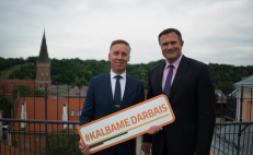 Liberalas V. Alekna (dešinėje). Nuotr. facebook.com