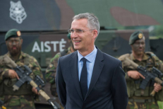 A. Pliadžio nuotrauka: NATO generalinis sekretorius J. Stoltenbergas Lietuvoje lankėsi šių metų vasarą per tarptautines pratybas „Geležinis vilkas 2017“ .