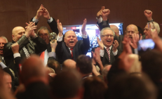 M. Zemano pergale daugiausia džiaugėsi mažai išsilavinę ir pagyvenę vyrai. Nuotr. www.lidovky.cz