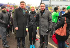 R. Karoblis (su mėlyna gėle kairėje). Nuotr. facebook.com