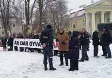 Piketas Vilniuje priešais Prezidentūrą.