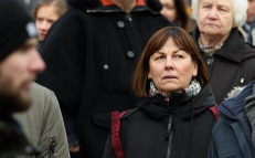 Žurnalistė R. Miliūtė šių metų kovo mėnesį vykusiame konservatorių organizuotame mitinge, kuriame buvo siekiama priešlaikinių Seimo rinkimų. Nuotr. facebook.com