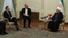 Vokietijos užsienio reikalų ministras Heiko Masas (kairėje) ir Irano Islamo Respublikos prezidentas Hasanas Ruhani (dešinėje).