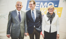 G. Landsbergis (viduryje). Nuotr. facebook.com