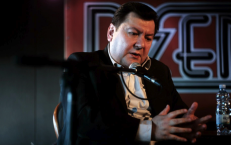 Įtemptos sesijos metu bus svarstoma ir Žmonių partijos nario E. Zingerio rezoliucija dėl B. Nemcovo. Nuotr. facebook.com