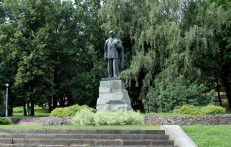 Petro Cvirko paminklas Vilniuje.