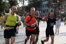 Nuotraukoje: praėjusiais metais NATO priešakinių pajėgų kovinės grupės kariai bėgo Vilniaus maratone.