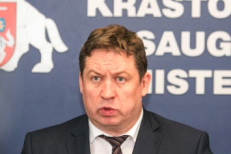 Krašto apsaugos ministras Raimundas Karoblis.