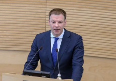 Finansų ministras V. Šapoka.