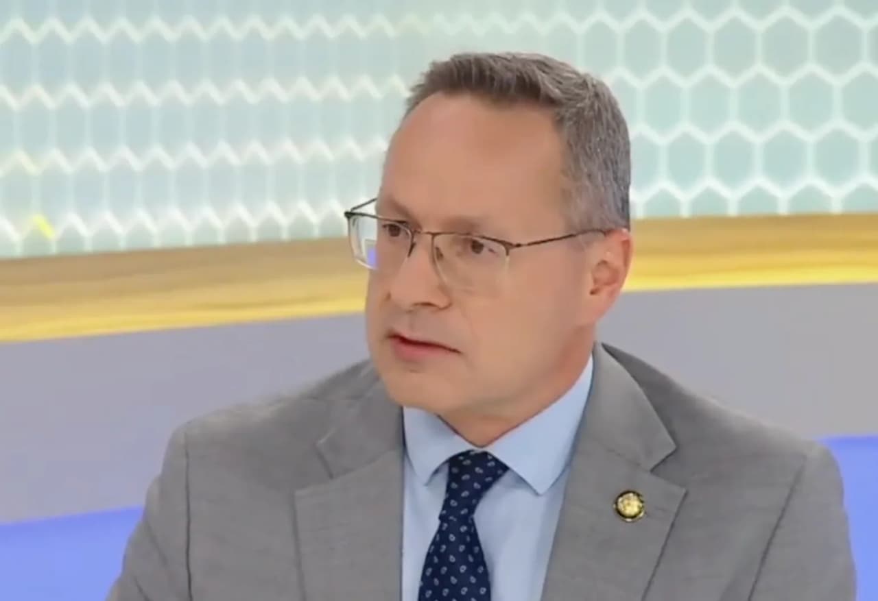 Pavilionis informavo apie NATO viršūnių susitikimo Ankaroje svarbą