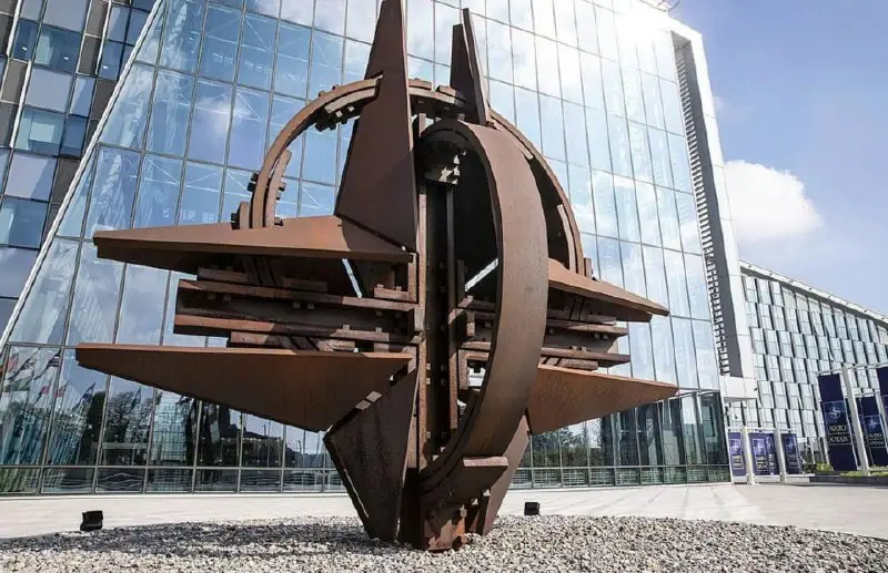 NATO skirs 27 mlrd. eurų degalų infrastruktūrai