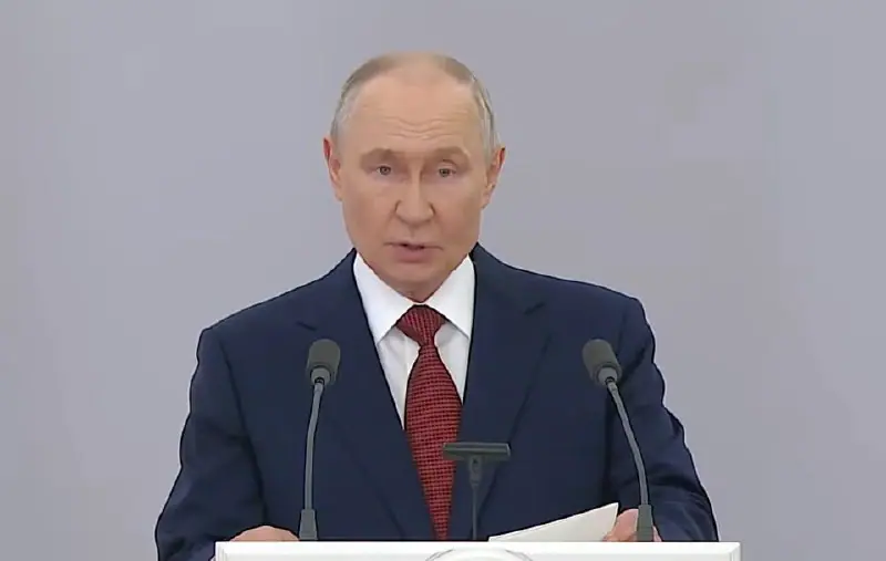 Putinas pirmą kartą atsakė į raginimą „drąsiau“: jo žodžius išgirdo visa Rusija