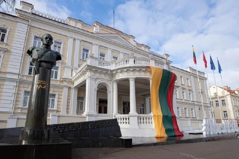 Lietuva ir Nyderlandų Karalystė susitarė dėl keitimosi įslaptinta informacija