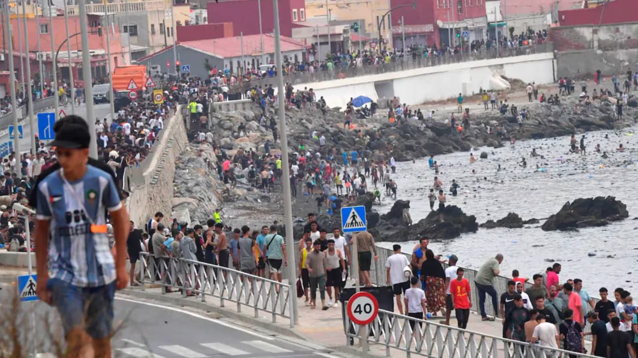 Europos Sąjungos solidarumas: Italija svarsto laikinai išmesti Ispaniją iš Šengeno zonos