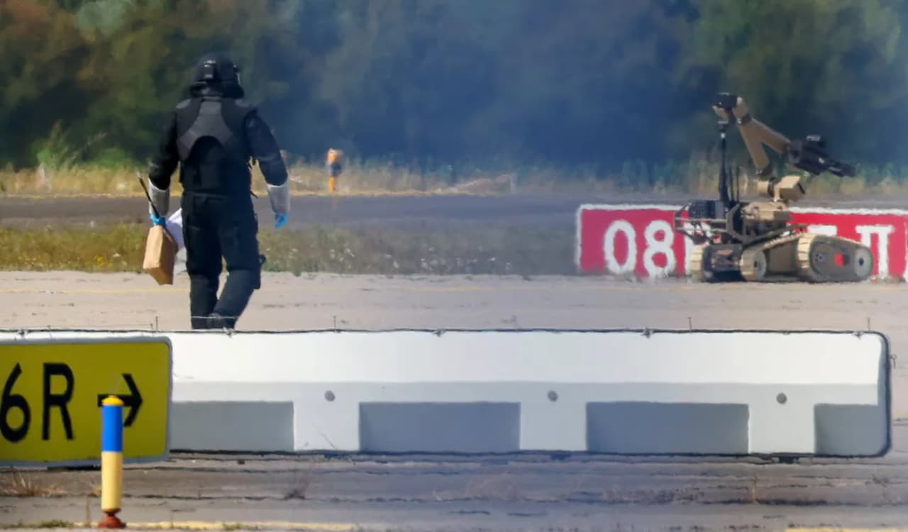 Vokietija hibridinio spaudimo taikinyje – sprogstamasis dronas, dezinformacija ir šnipinėjimas