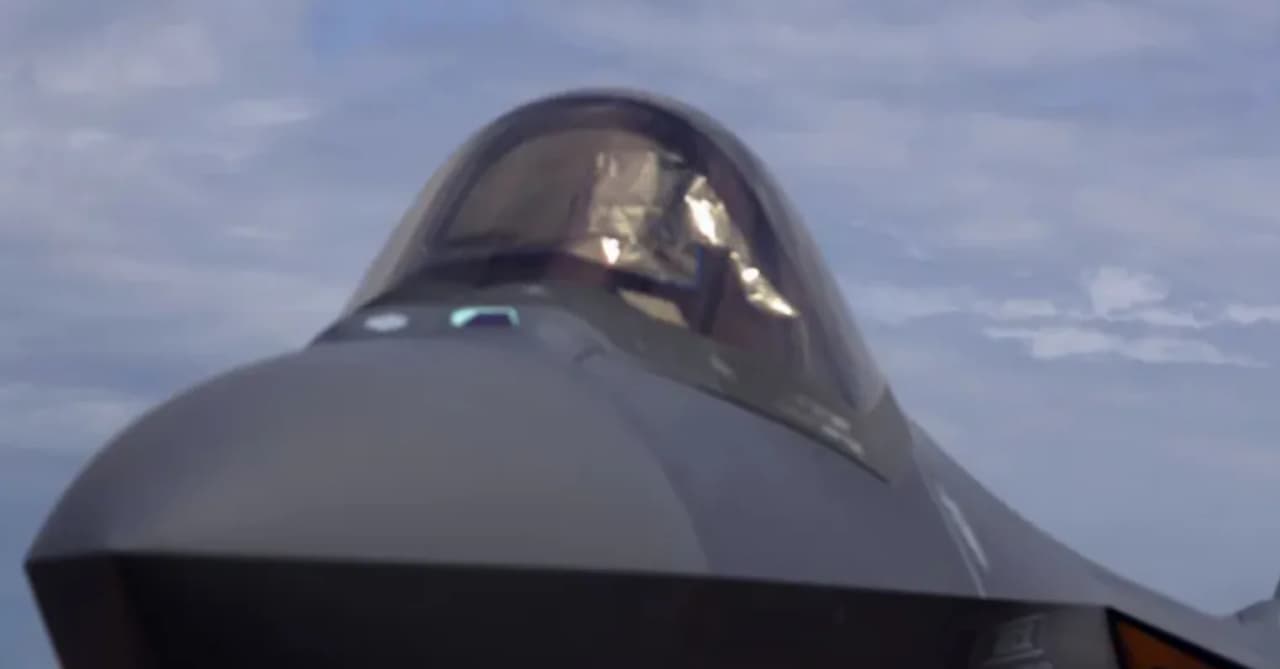 NATO naikintuvas virš Rumunijos numušė iš Moldovos pusės įskridusį droną