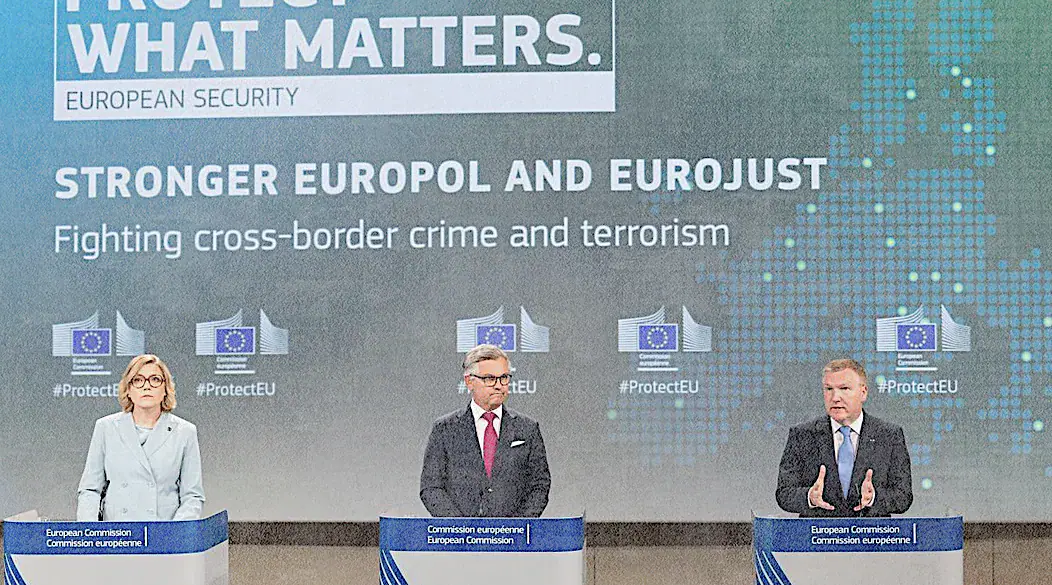 Už uždarų durų – europiečių duomenys Izraeliui: derybos nesibaigė ir po teisinių perspėjimų