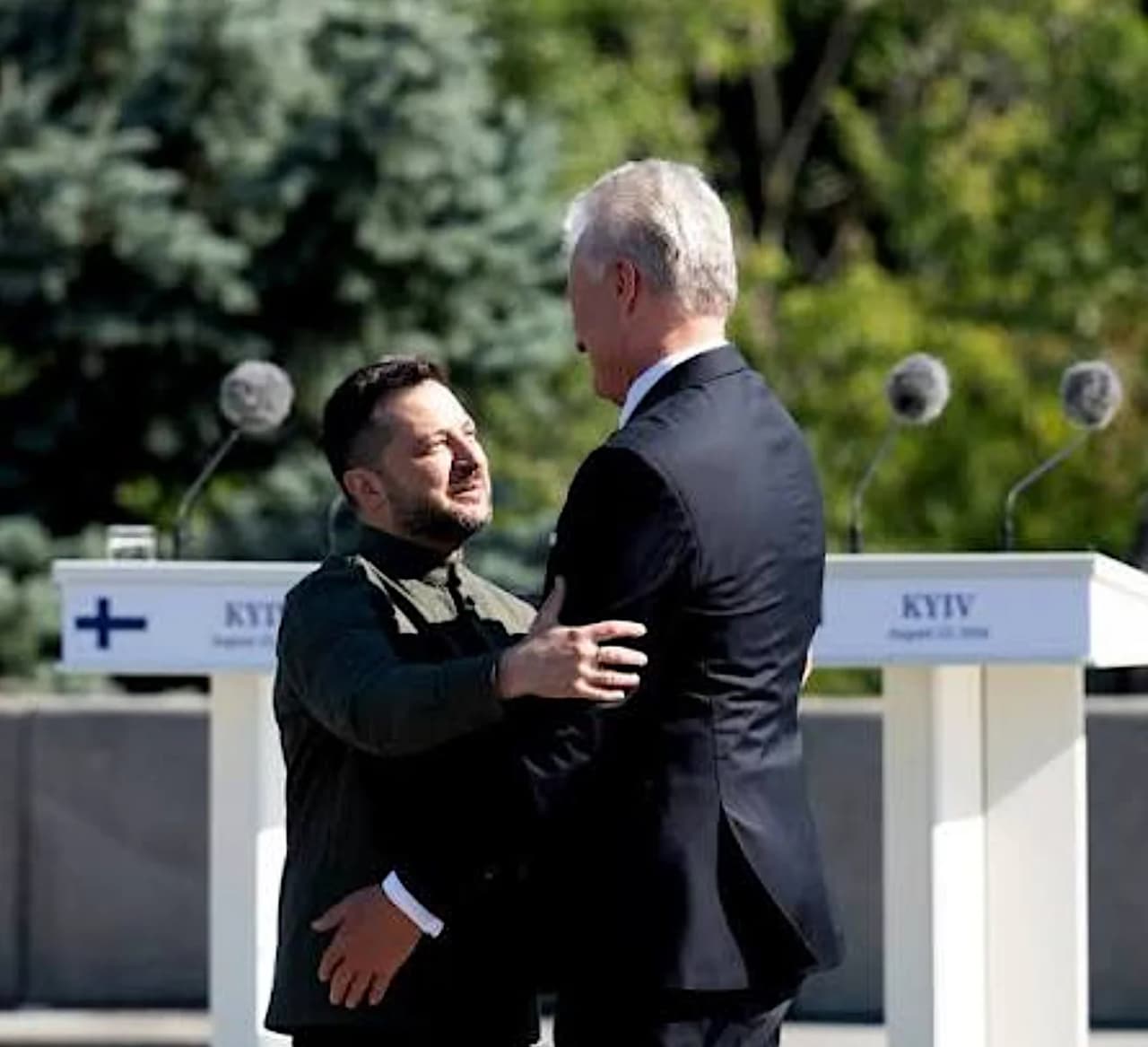 Lietuvos svoris NATO auga: Vilnius iš anksto informuotas apie CŽA vadovo misiją Maskvoje