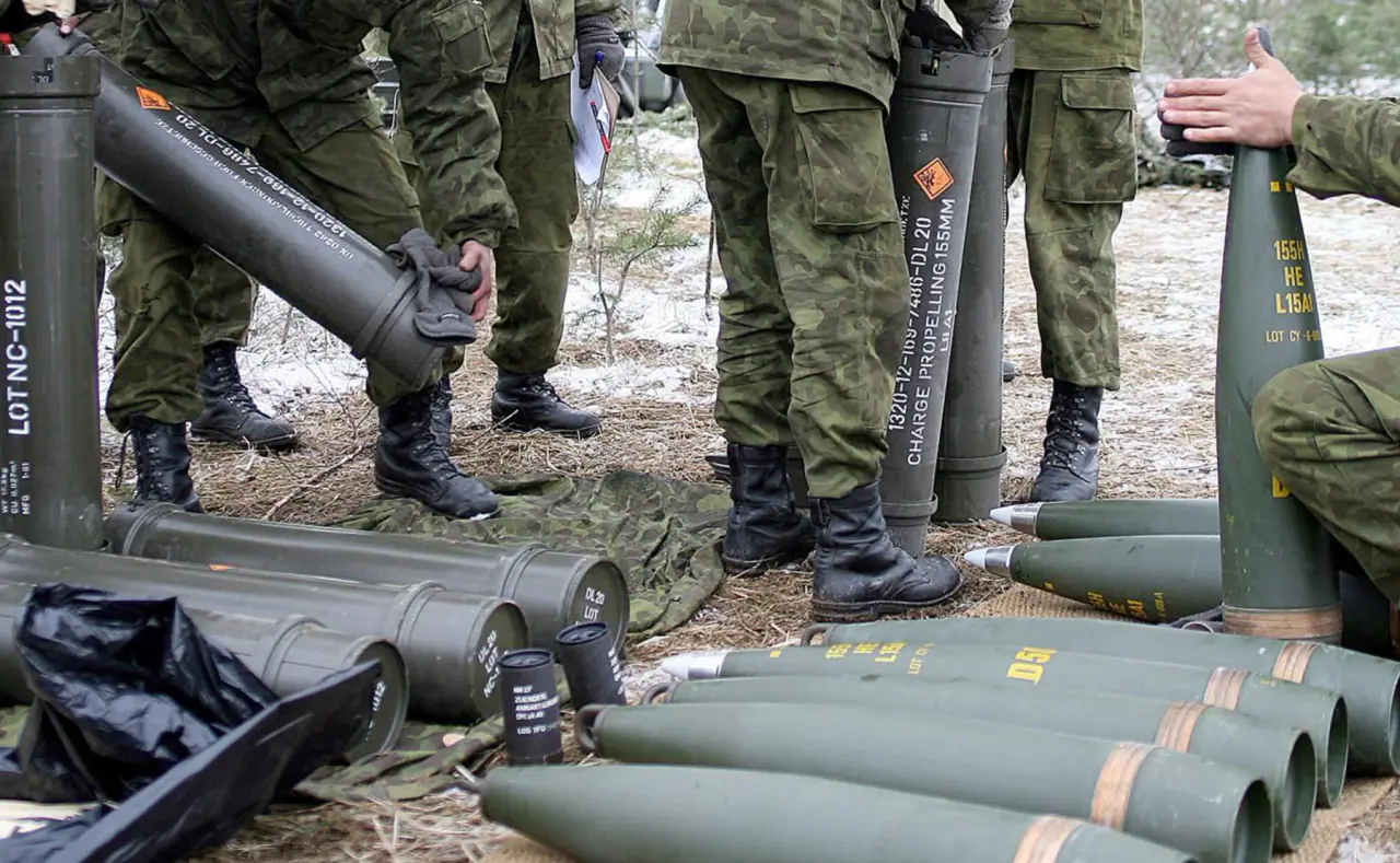 Estijoje po gynybos pinigų skandalo traukiasi ministras: dešimtys milijonų už negautą amuniciją, neaiški 1,2 mlrd. eurų atsargų apskaita
