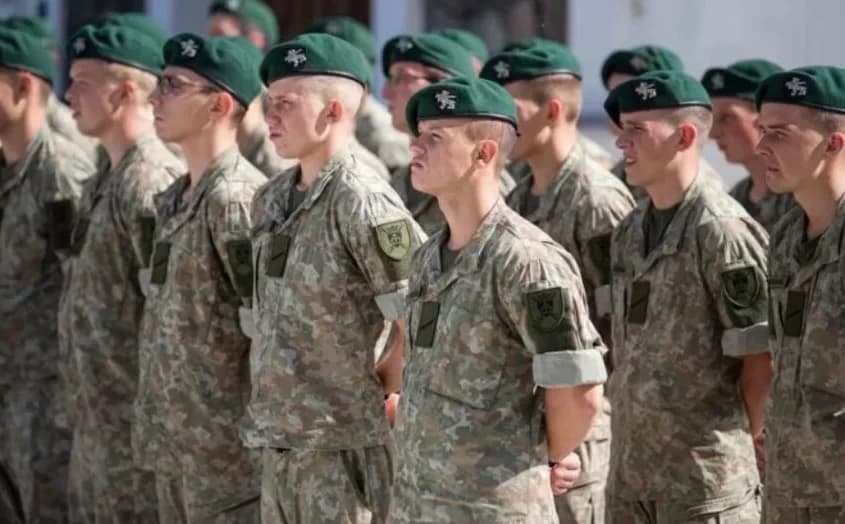 KAM nurodė šauktinių sąrašų saugojimo terminą, bet senųjų kopijų likimo nepaaiškino