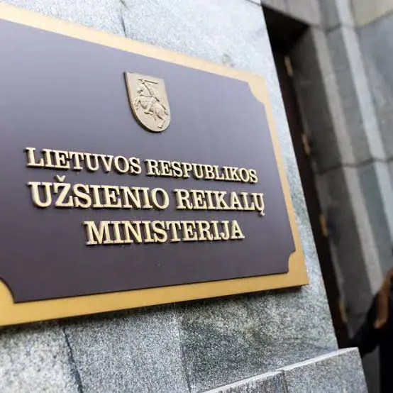 Budrys ragina „negrįžtamai pabaigti pirkti energetinius išteklius iš Rusijos“, tačiau URM neįvardija, ką Lietuva pasiūlė Liuksemburge