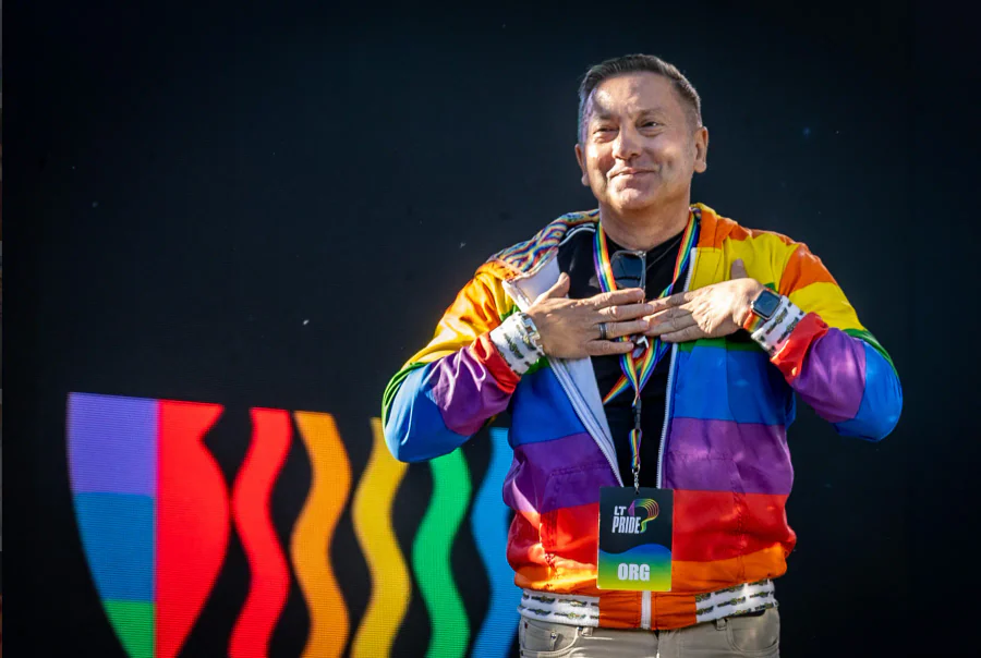 Vladimiras Simonko 1993 m. dekriminalizavus homoseksualius santykius buvo vienas Lietuvos gėjų lygos steigėjų ir tapo pirmuoju pirmininku.